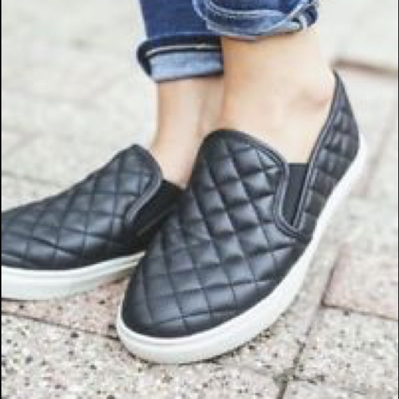 steve madden quilted slip on shoes